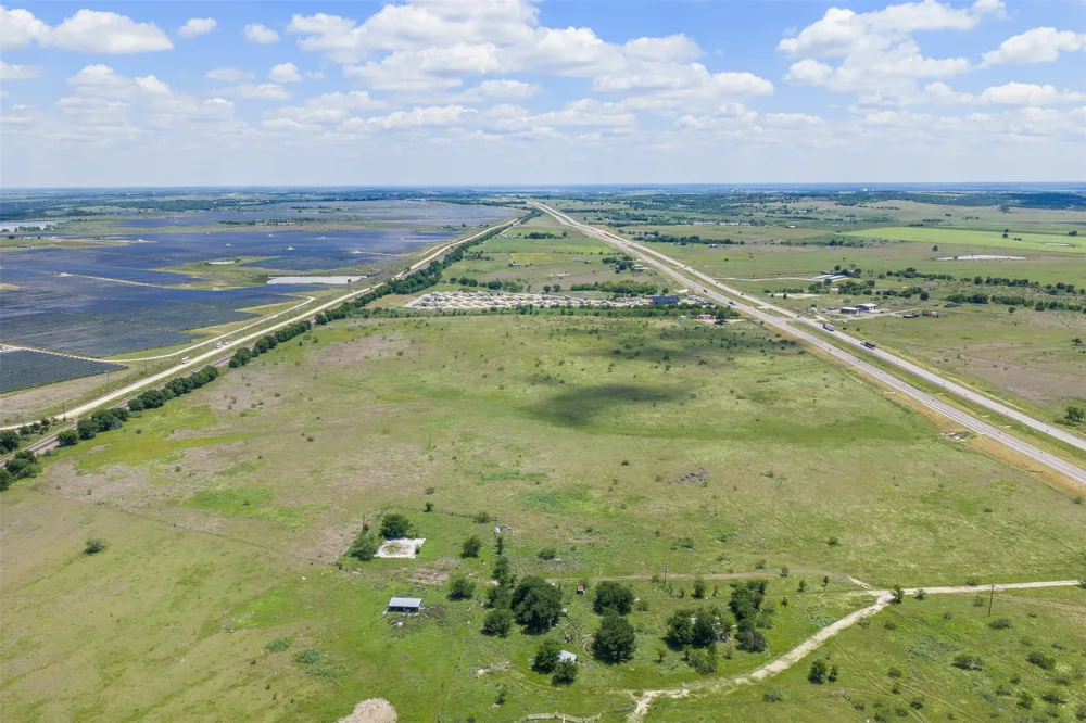 2 HWY 36 Rogers, TX 76569