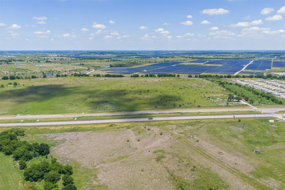 2 HWY 36 Rogers, TX 76569