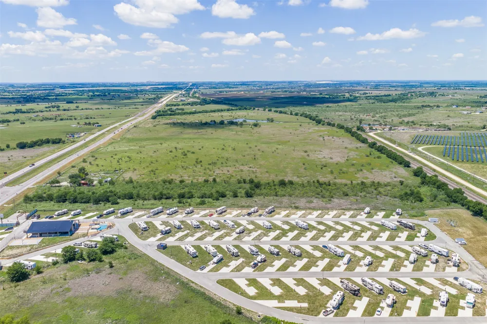 2 HWY 36 Rogers, TX 76569