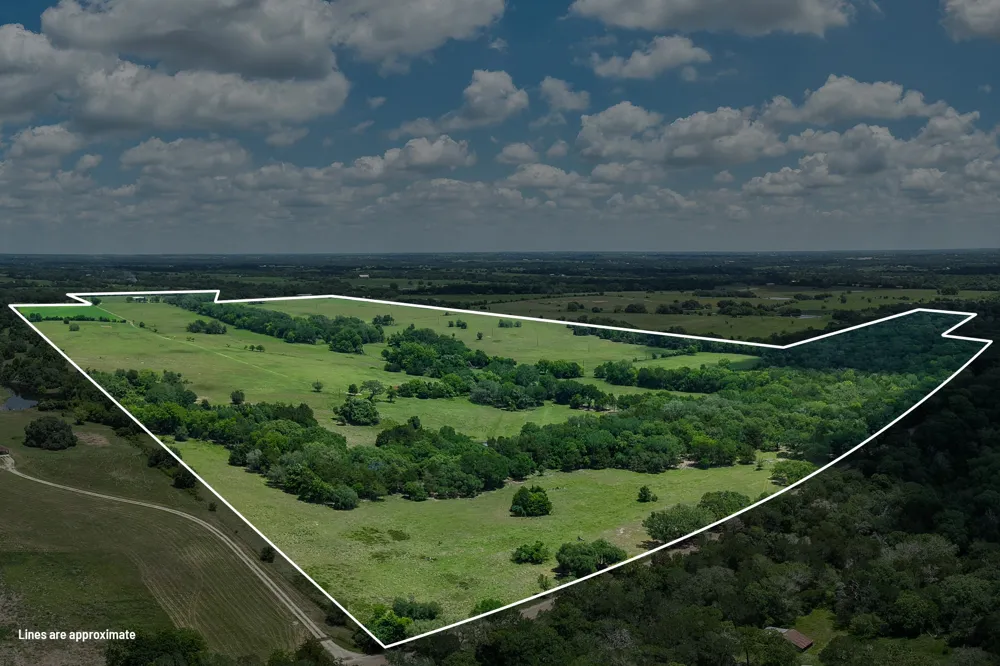5018 Wolters Road Schulenburg, TX 78956