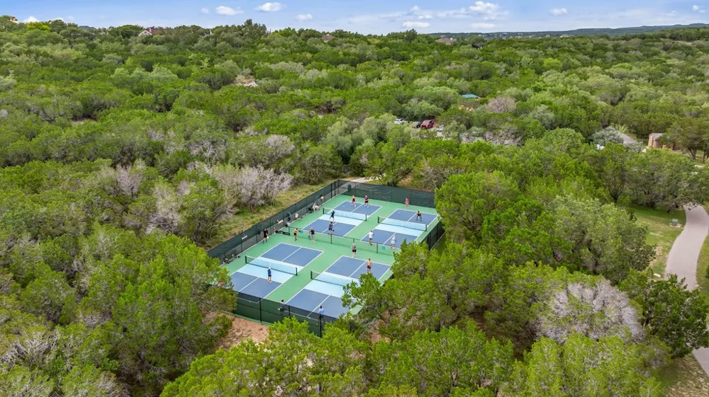 701 Hurst Creek Road Lakeway, TX 78734