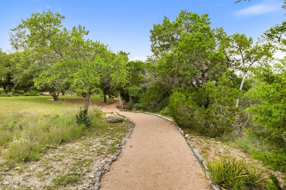701 Hurst Creek Road Lakeway, TX 78734