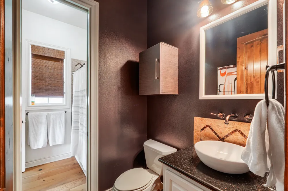 701 Hurst Creek Road Lakeway, TX 78734