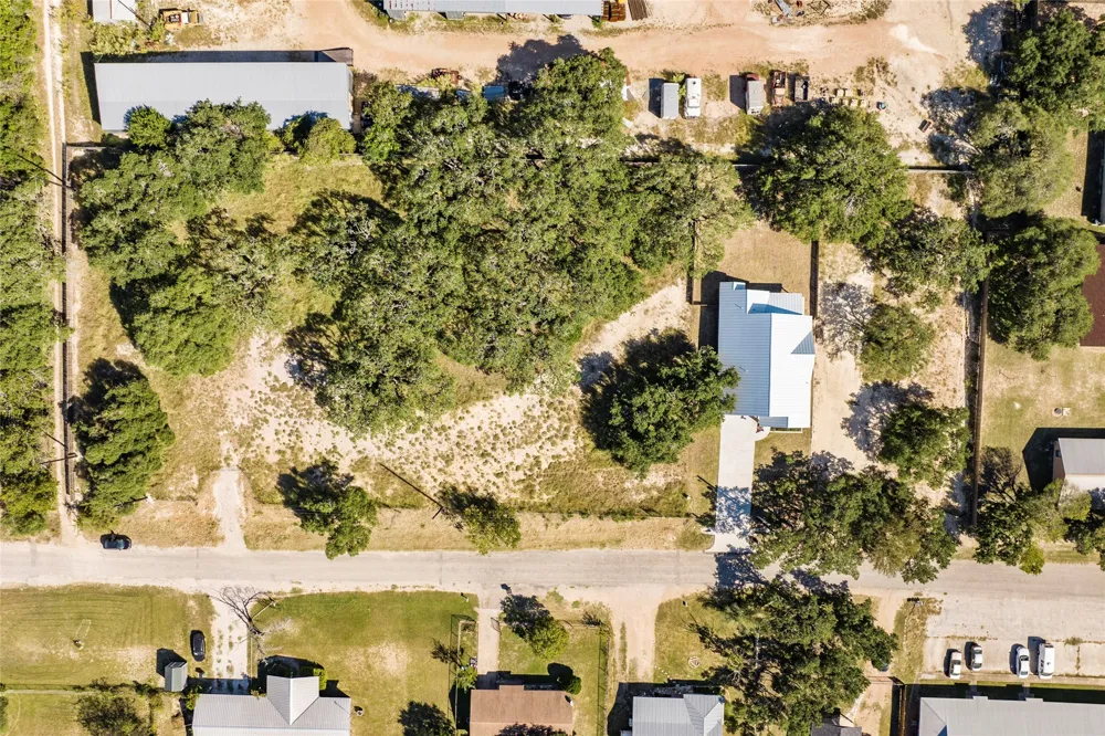 1316 Greenlawn Parkway Blanco, TX 78606