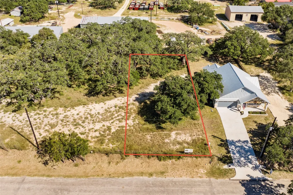 1314 Greenlawn Parkway Blanco, TX 78606