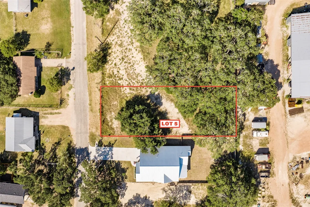 1314 Greenlawn Parkway Blanco, TX 78606