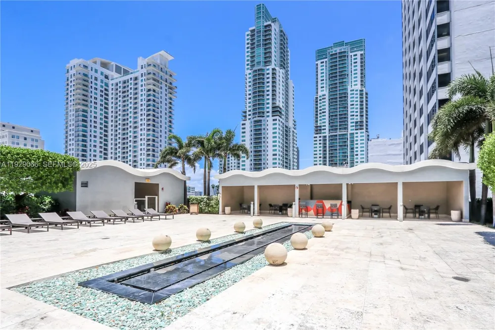 50 Biscayne Blvd #503 Miami, FL 33132