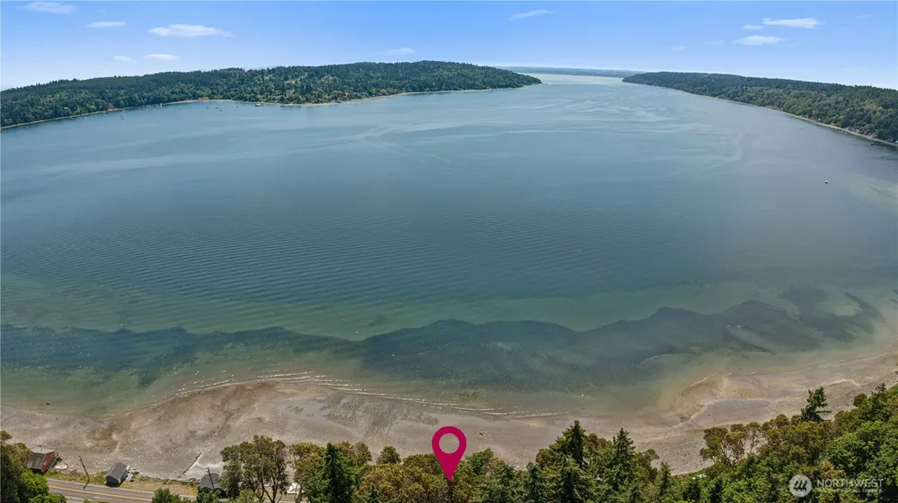 24186 Vashon Highway SW Vashon, WA 98070
