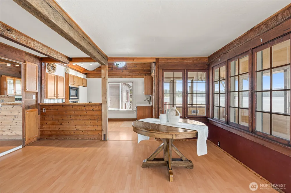 24186 Vashon Highway SW Vashon, WA 98070