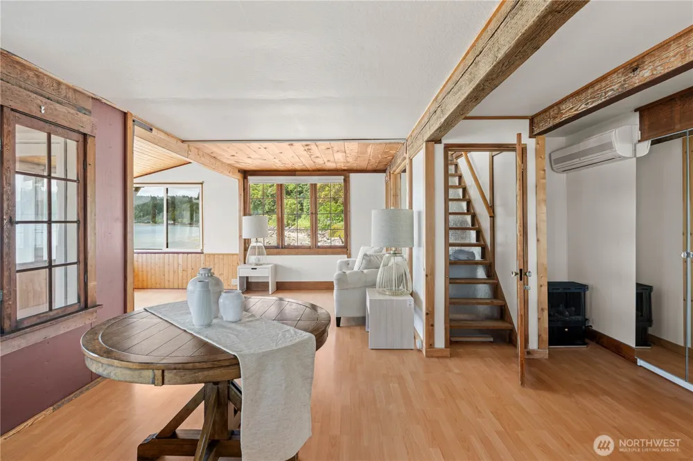 24186 Vashon Highway SW Vashon, WA 98070