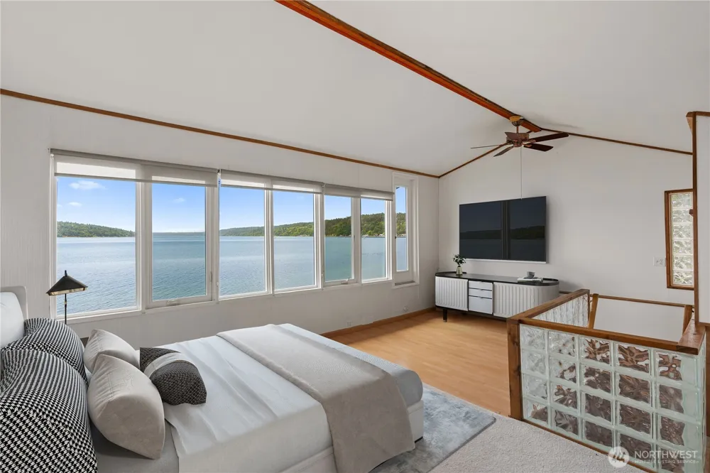 24186 Vashon Highway SW Vashon, WA 98070