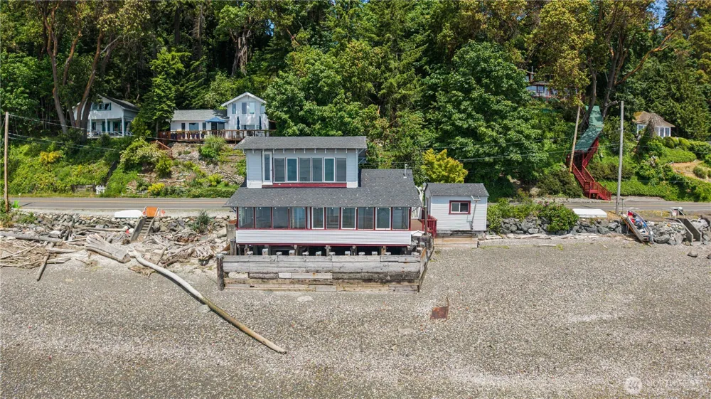 24186 Vashon Highway SW Vashon, WA 98070