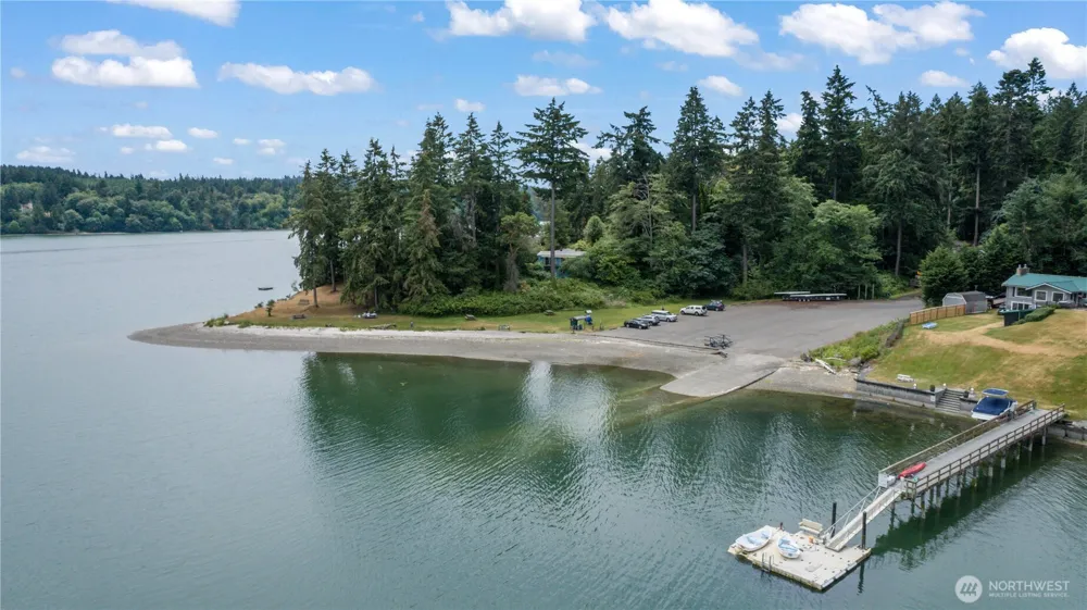 24186 Vashon Highway SW Vashon, WA 98070