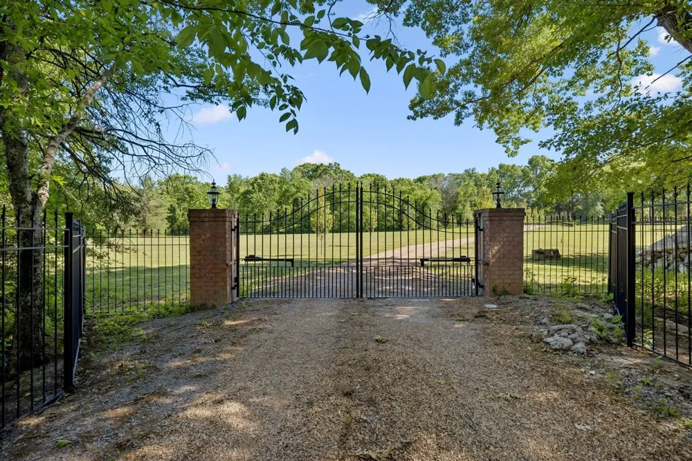 250 Bonwood Dr Murfreesboro, TN 37128
