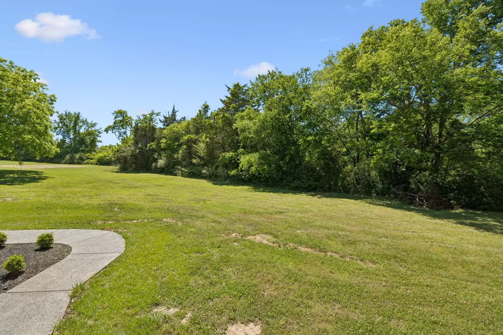 250 Bonwood Dr Murfreesboro, TN 37128