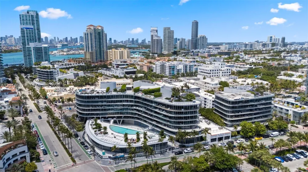 1 Collins Ave #108 Miami Beach, FL 33139
