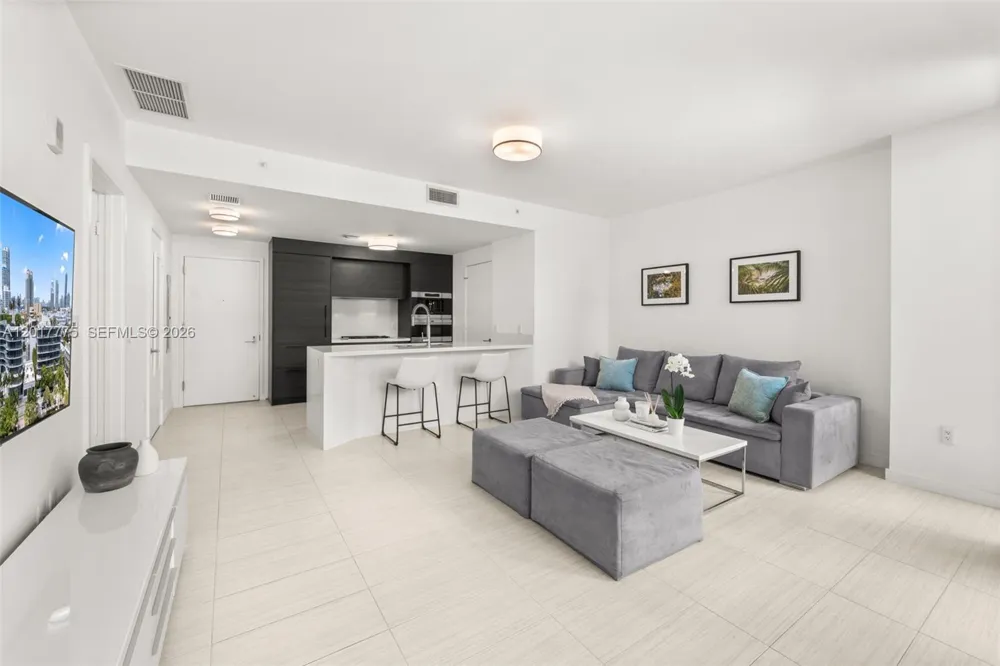 1 Collins Ave #108 Miami Beach, FL 33139