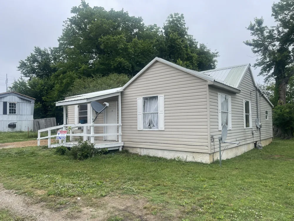 263 Reeves St Lexington, TN 38351