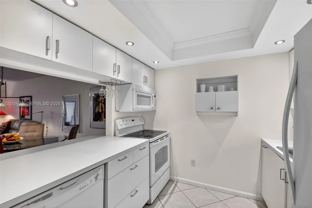 341 Waterside Dr #341 Hypoluxo, FL 33462