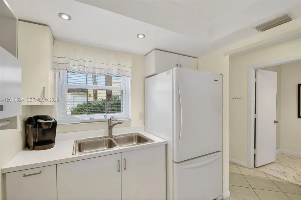 341 Waterside Dr #341 Hypoluxo, FL 33462