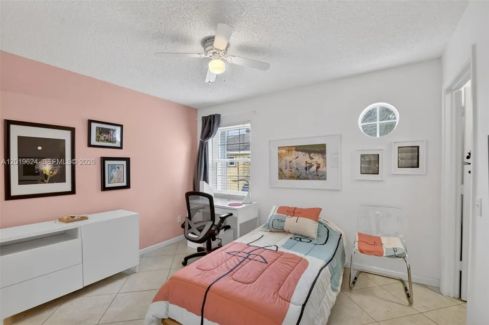 341 Waterside Dr #341 Hypoluxo, FL 33462