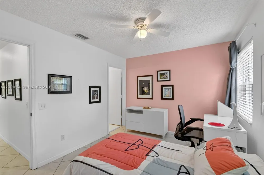 341 Waterside Dr #341 Hypoluxo, FL 33462