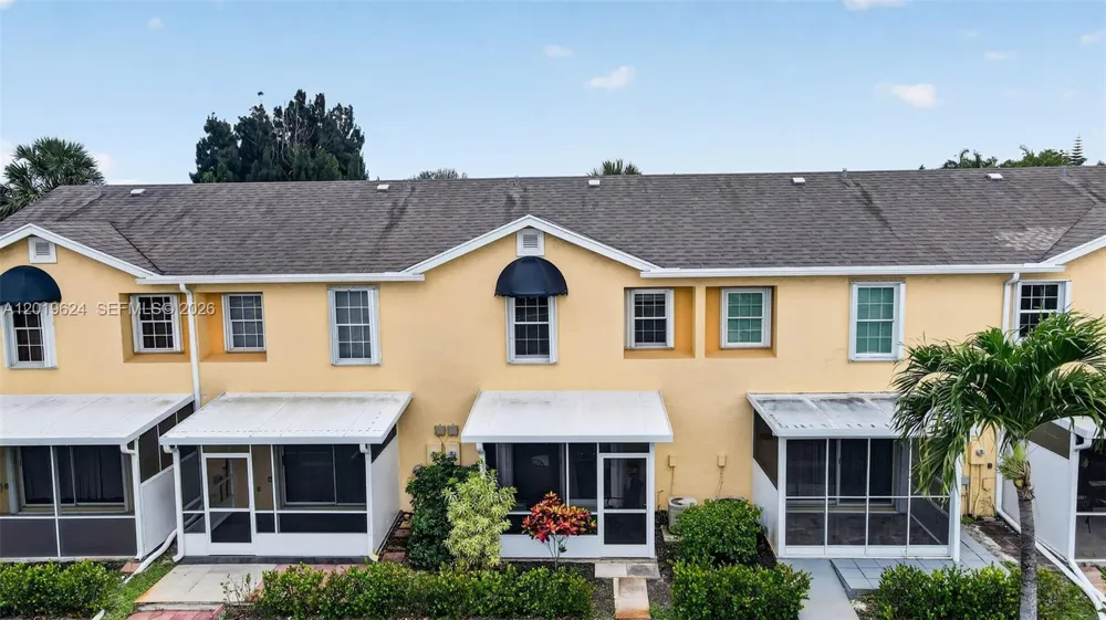 341 Waterside Dr #341 Hypoluxo, FL 33462