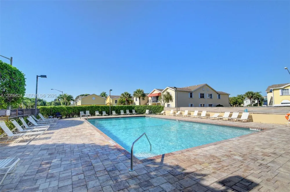 341 Waterside Dr #341 Hypoluxo, FL 33462