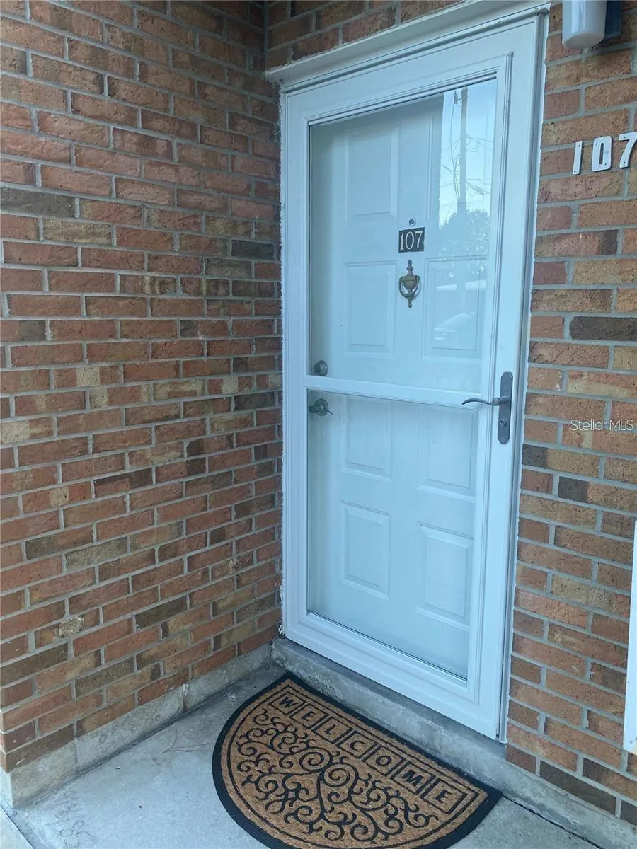 111 AIRPORT AVENUE W #107 Venice, FL 34285