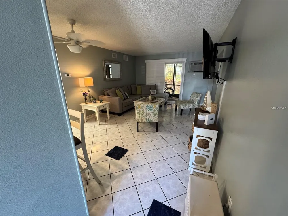 111 AIRPORT AVENUE W #107 Venice, FL 34285