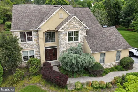 830 OLDE TRAIL ROAD