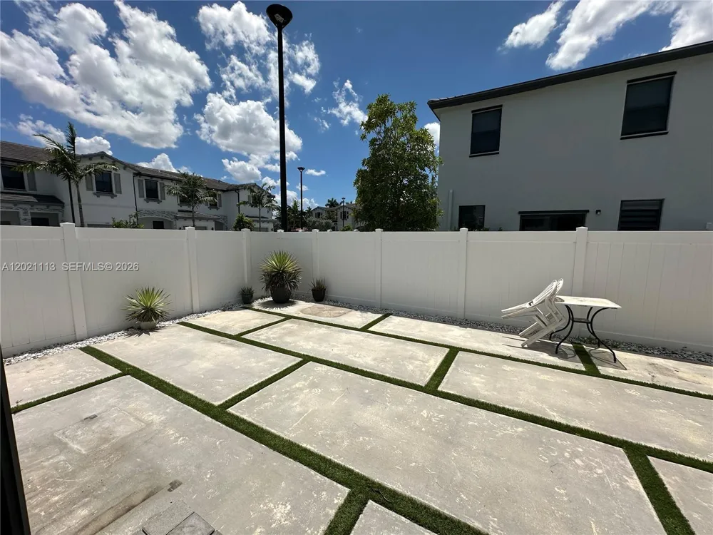 20352 NW 6th Ave Miami Gardens, FL 33169