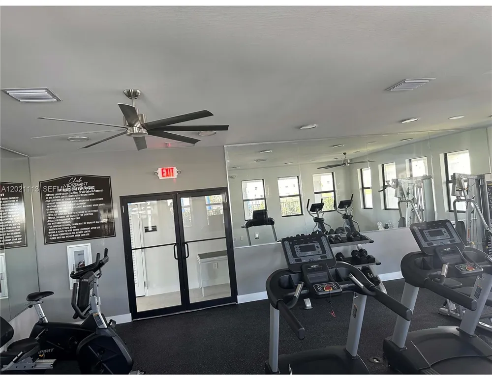 20352 NW 6th Ave Miami Gardens, FL 33169