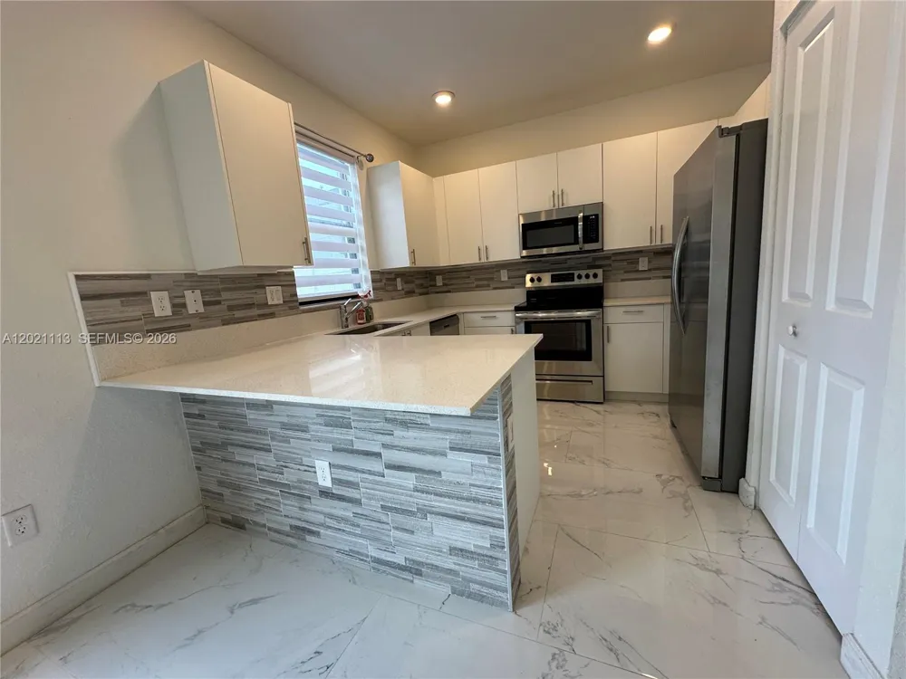 20352 NW 6th Ave Miami Gardens, FL 33169