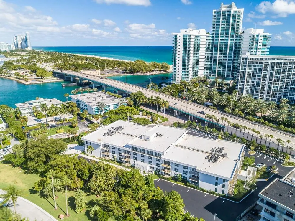 10250 Collins Avenue #408 Bal Harbour, FL 33154