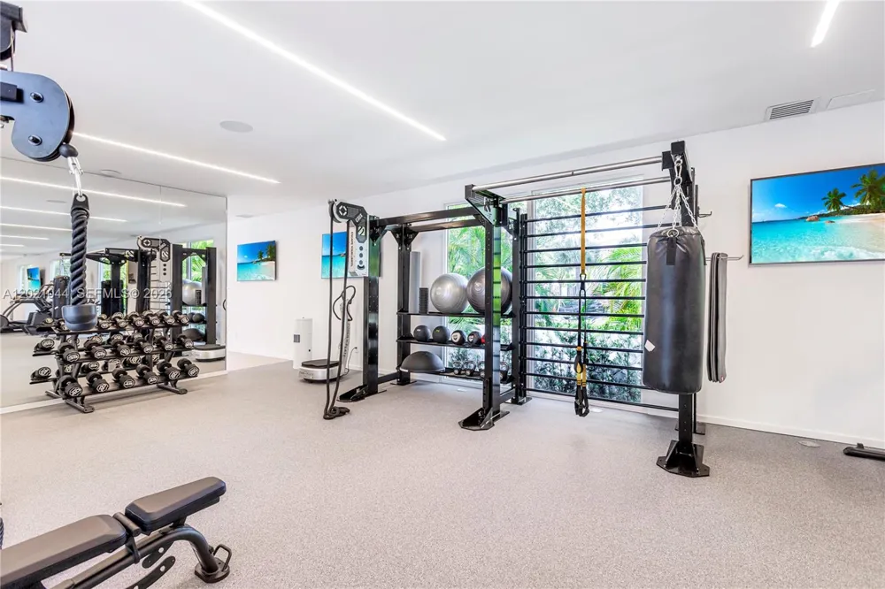 10250 Collins Avenue #408 Bal Harbour, FL 33154
