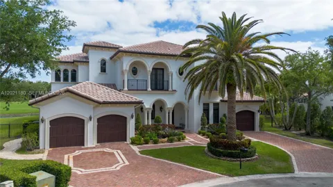 7290 Lemon Grass Dr