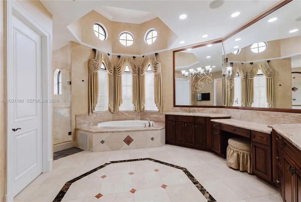 7290 Lemon Grass Dr Parkland, FL 33076