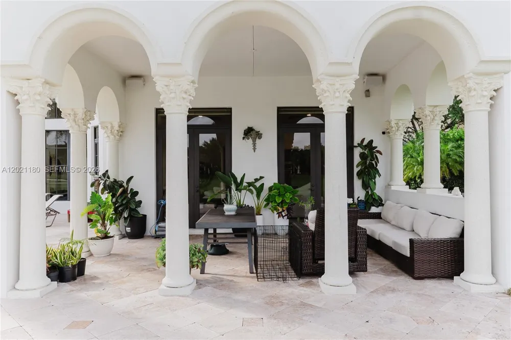 7290 Lemon Grass Dr Parkland, FL 33076