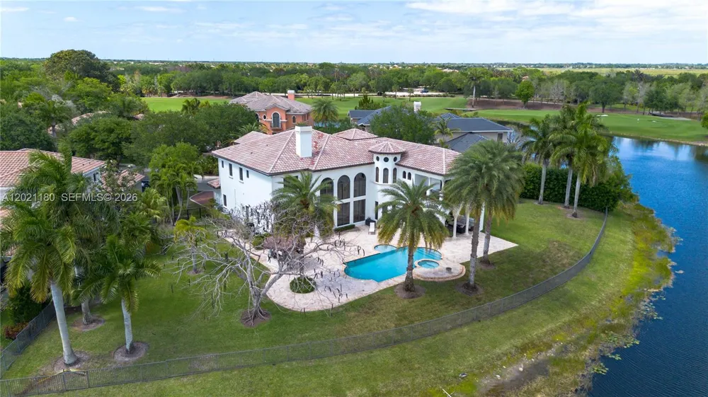 7290 Lemon Grass Dr Parkland, FL 33076