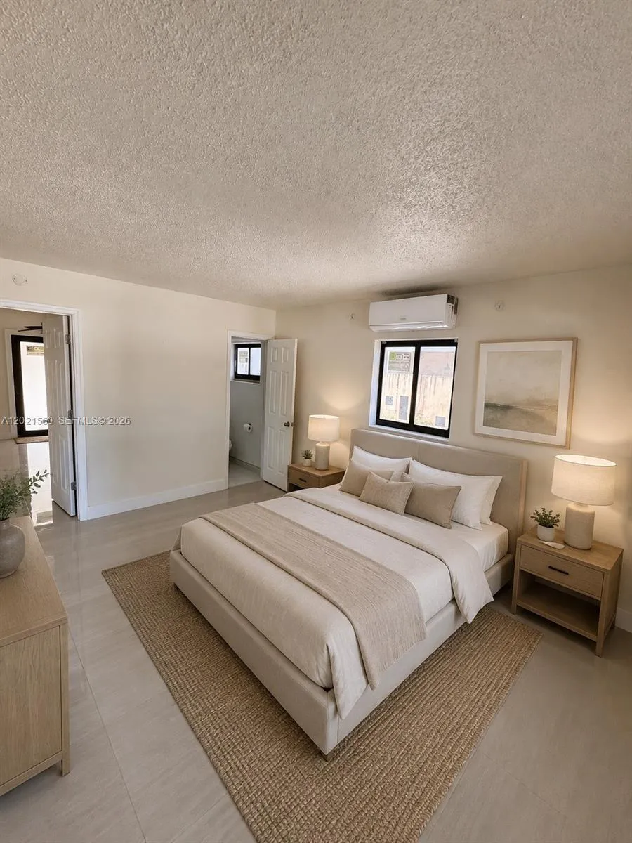 1120 E 6th Ct Hialeah, FL 33010