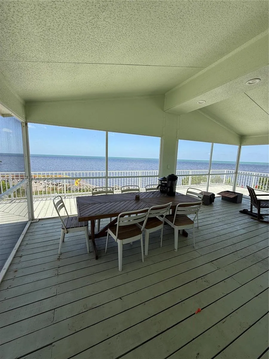 172 Valois Blvd Key Largo, FL 33037