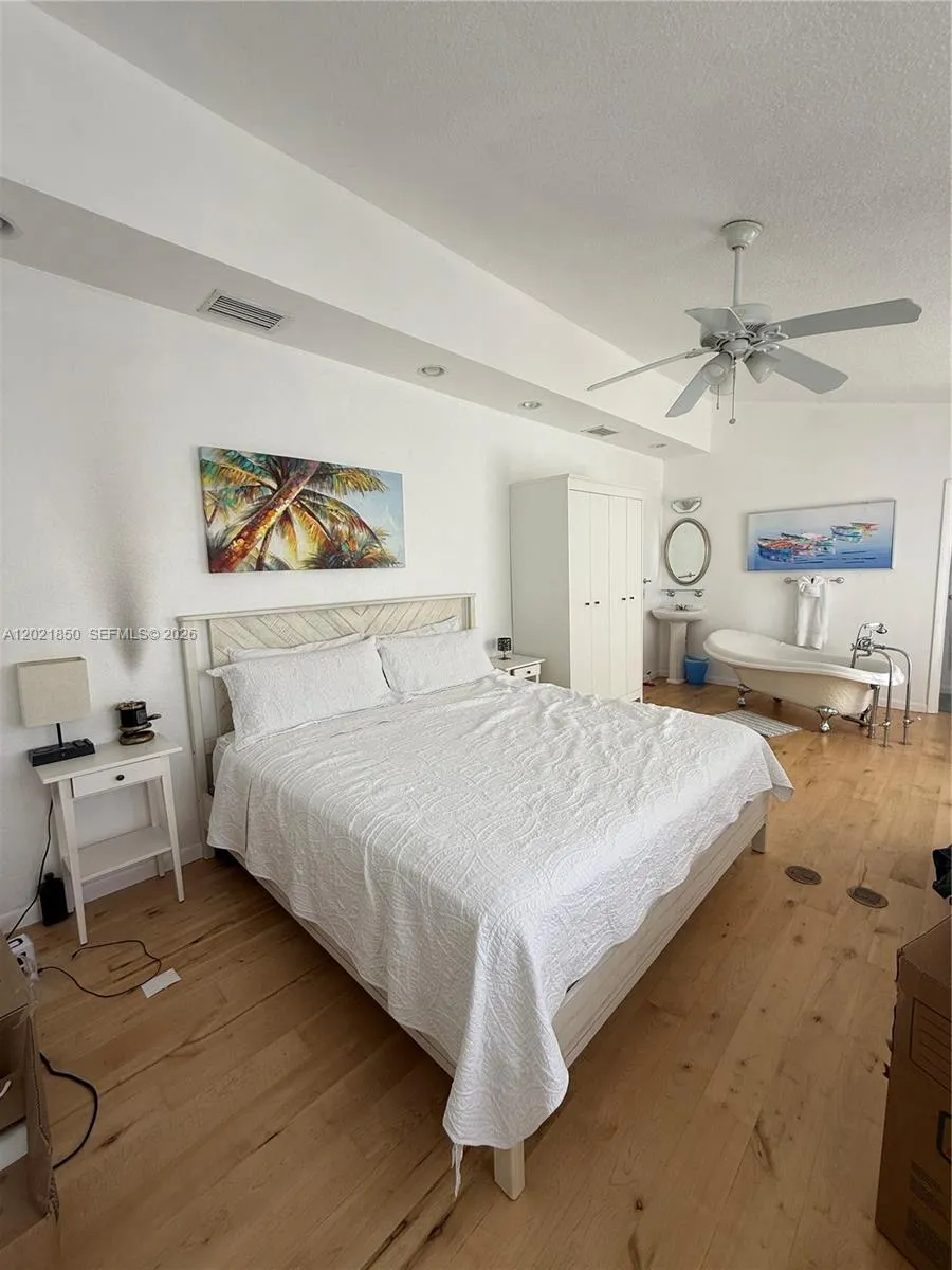 172 Valois Blvd Key Largo, FL 33037