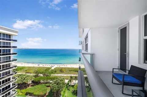 9511 Collins Ave #1202