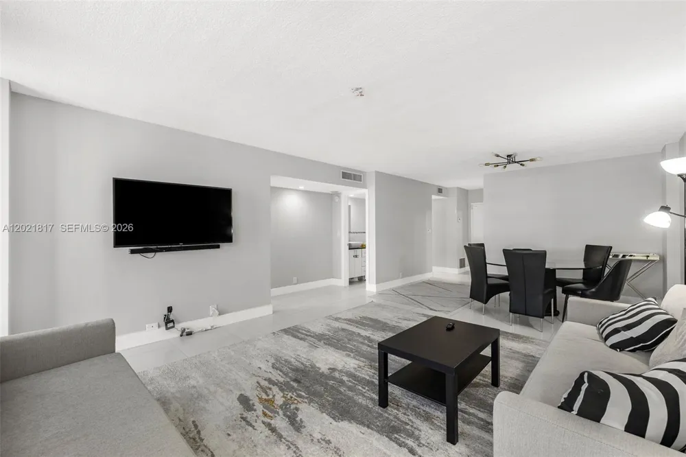 9511 Collins Ave #1202 Surfside, FL 33154