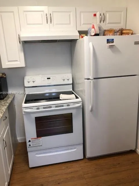 3061 NW 47th Ter #335B Lauderdale Lakes, FL 33313