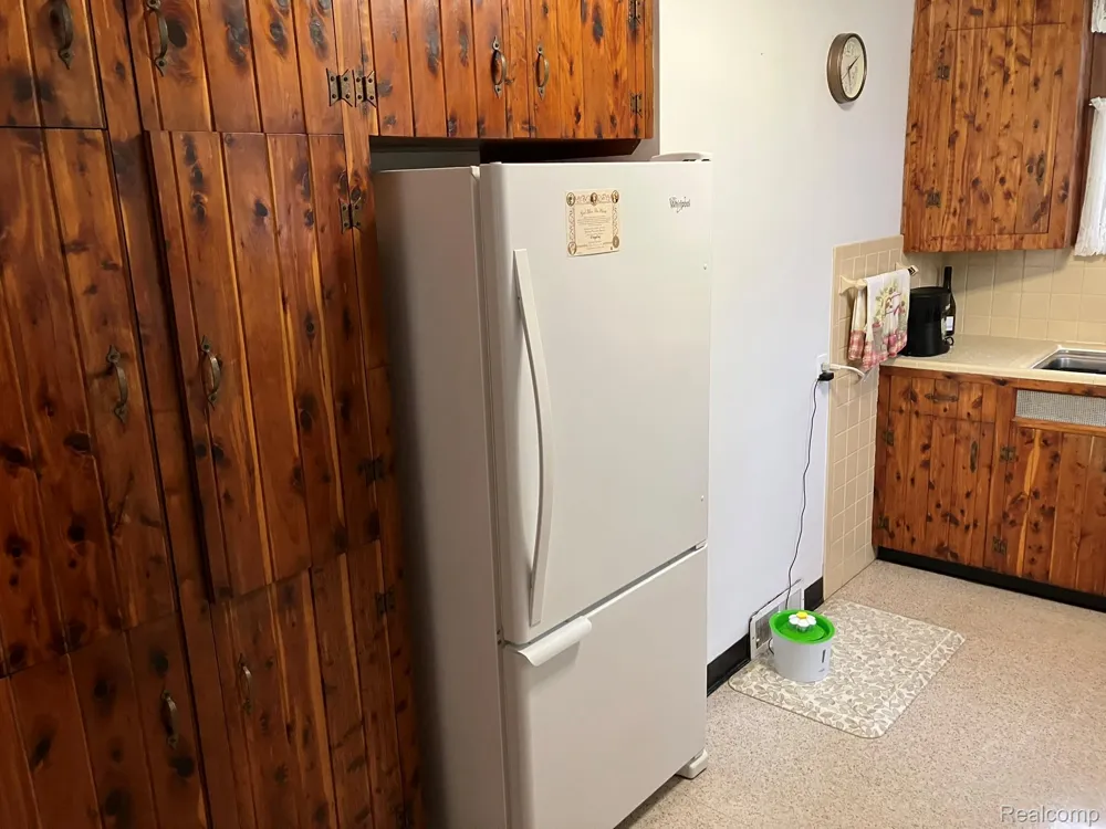 5893 Cribbins Road Kenockee Township, MI 48006