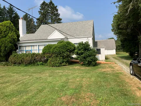 5893 Cribbins Road