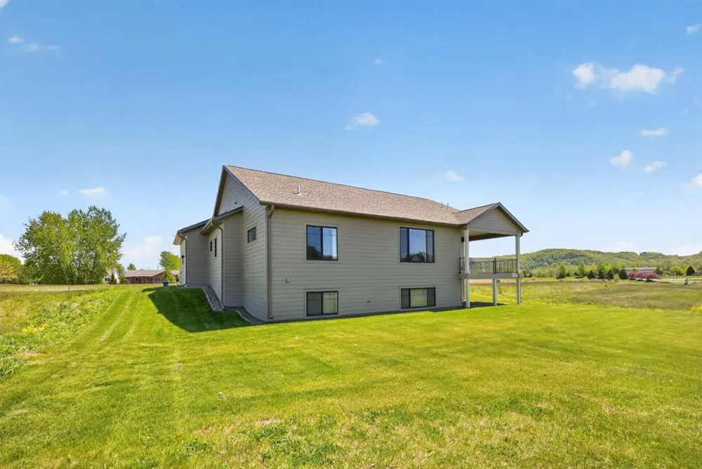 1509 Wildwood Drive Lake City, MN 55041
