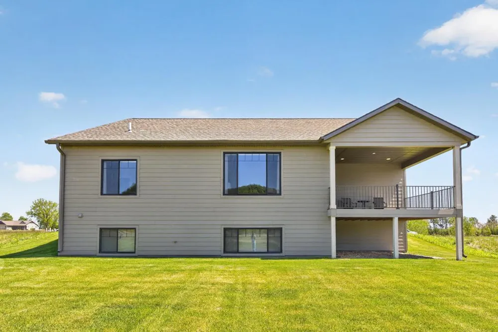 1509 Wildwood Drive Lake City, MN 55041